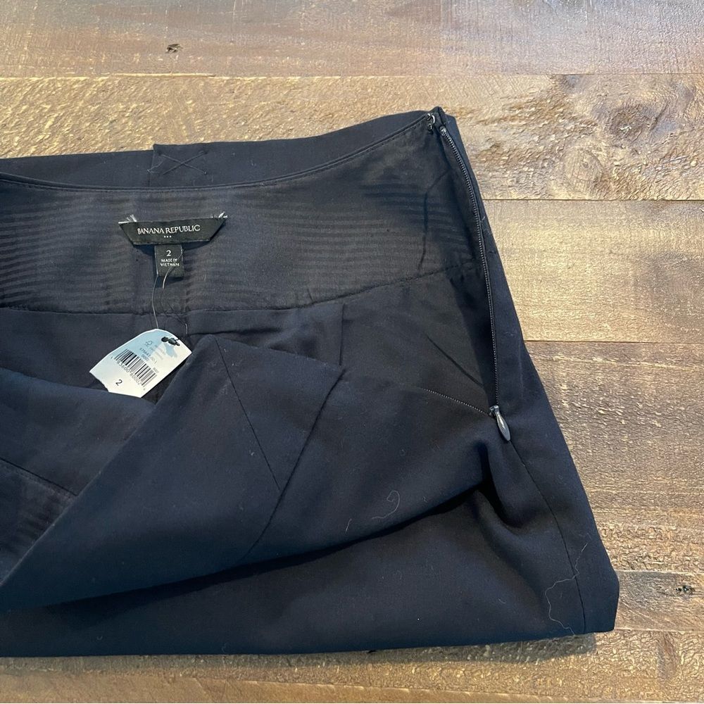 Banana Republic‎ Factory Casual Skirt - Picture 3 of 8